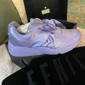 PUMA Fenty Bow Sweet Lavender 2017 Size 7.5 Women's Shoes VGC with box and bag